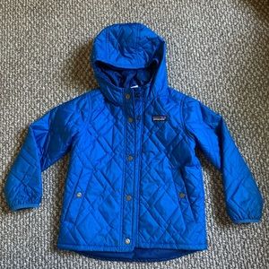 Boys Patagonia reversible diamond quilted jacket with hood 5t
